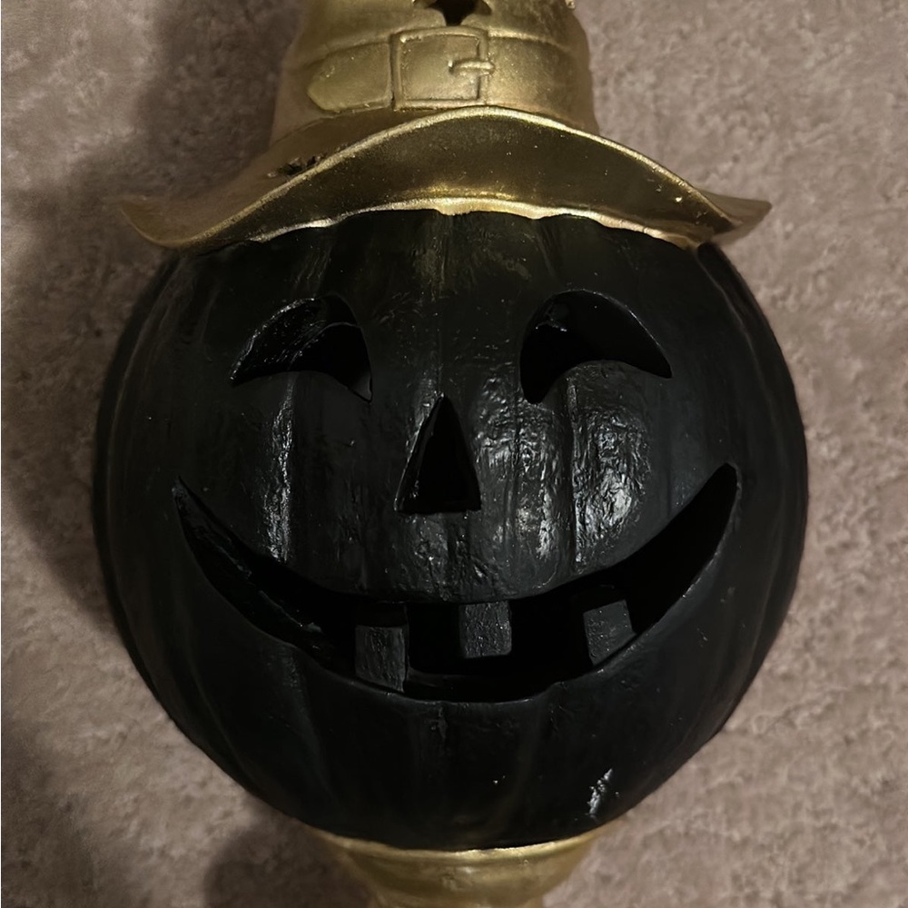 Pumpkin Head Jack O Lantern Witch Lamp Pedestals (2) - Picture 2 of 3